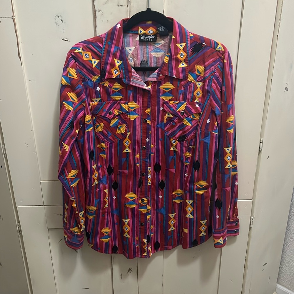 Large wrangler, retro pearl snap